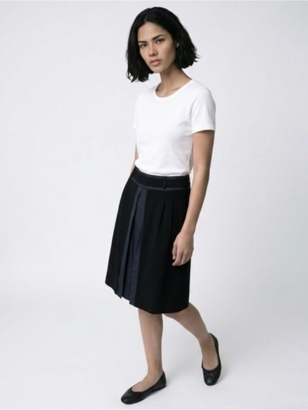 Piazza Sempione Black Midi Pleated Skirt with Navy Panel